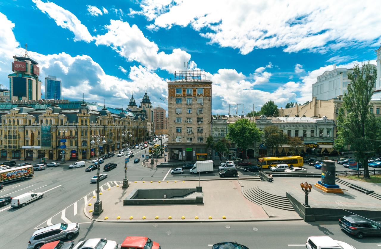 Two Bedroom Apartment On Kreschatik, Kyiv Center With Great View Esterno foto